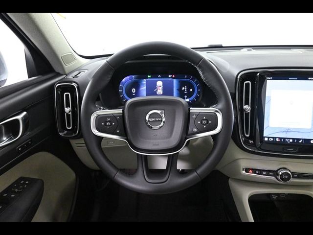 2025 Volvo XC40 Plus Bright Theme