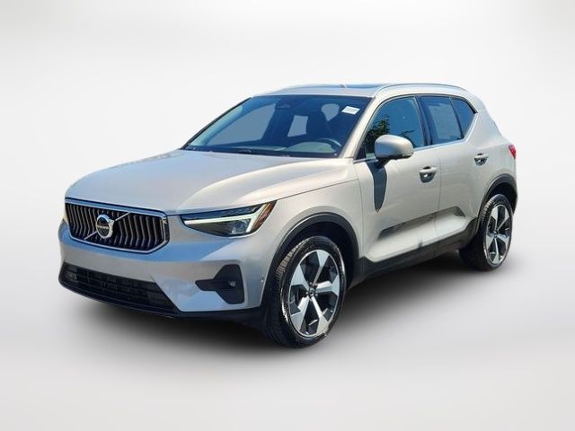 2025 Volvo XC40 Plus Bright Theme