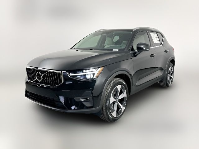 2025 Volvo XC40 Plus Bright Theme