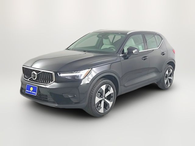 2025 Volvo XC40 Plus Bright Theme