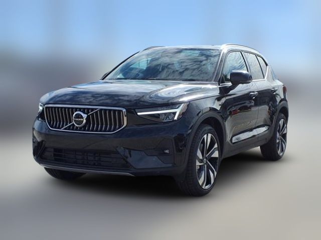 2025 Volvo XC40 Plus Bright Theme