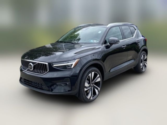 2025 Volvo XC40 Plus Bright Theme