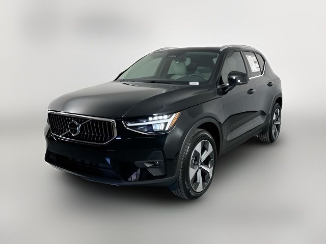 2025 Volvo XC40 Plus Bright Theme