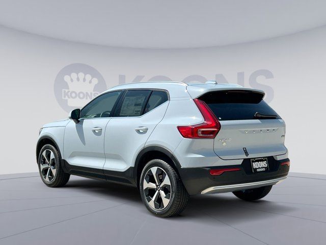 2025 Volvo XC40 Plus Bright Theme