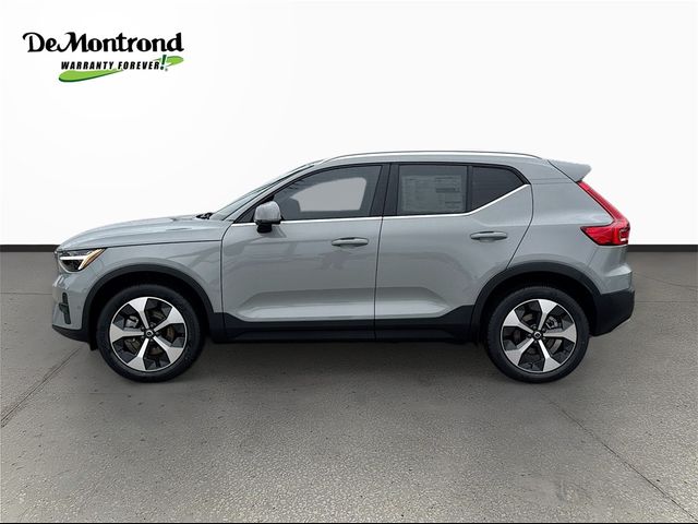 2025 Volvo XC40 Plus Bright Theme