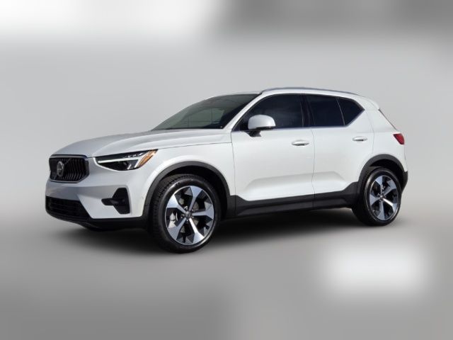 2025 Volvo XC40 Plus Bright Theme