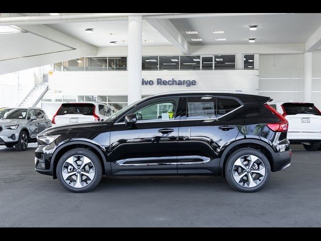 2025 Volvo XC40 Plus Bright Theme