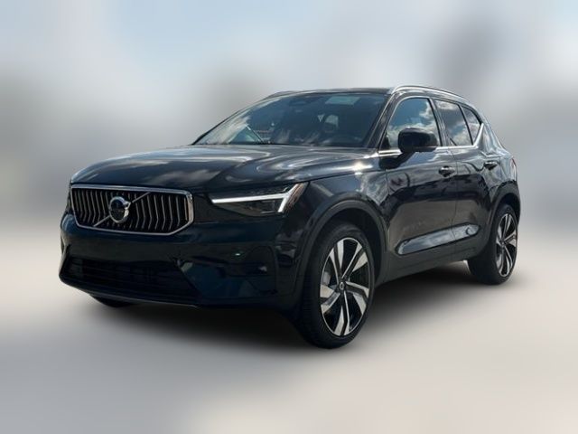 2025 Volvo XC40 Plus Bright Theme