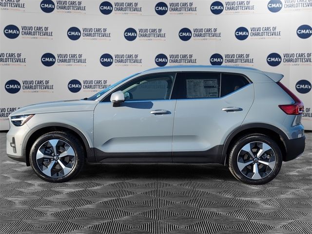 2025 Volvo XC40 Plus Bright Theme