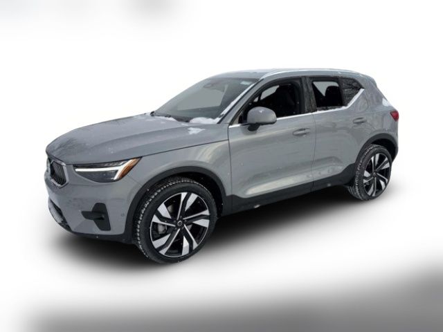 2025 Volvo XC40 Plus Bright Theme