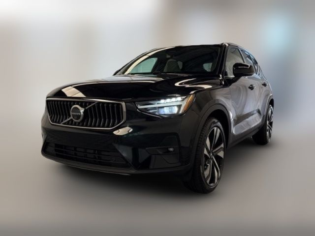 2025 Volvo XC40 Plus Bright Theme