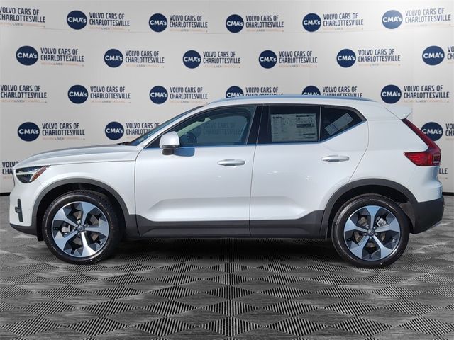 2025 Volvo XC40 Plus Bright Theme