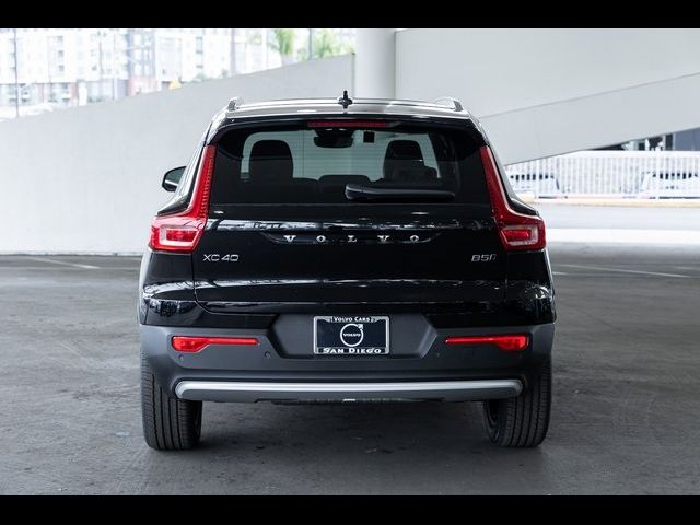 2025 Volvo XC40 Plus Bright Theme