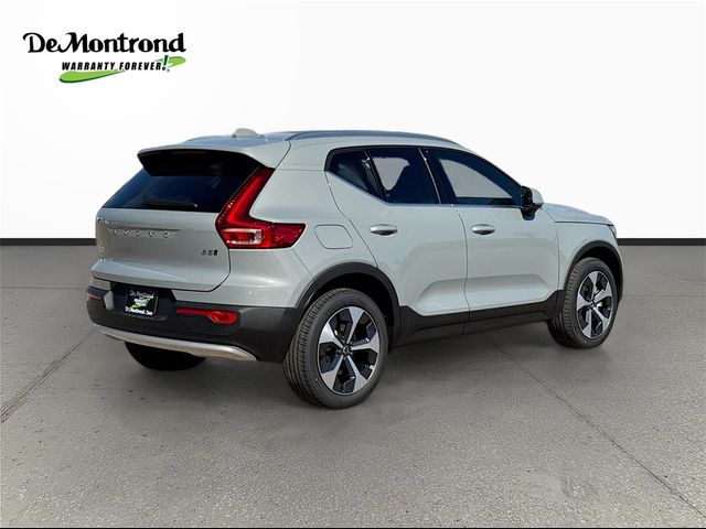 2025 Volvo XC40 Plus Bright Theme