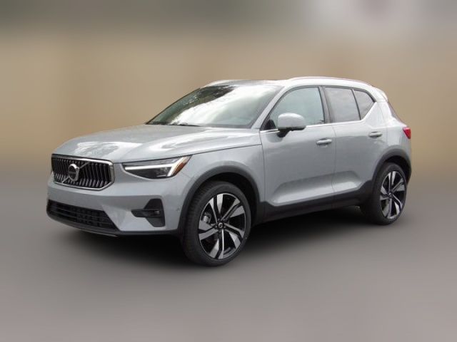 2025 Volvo XC40 Plus Bright Theme