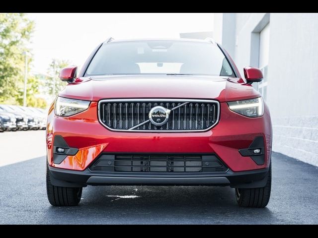 2025 Volvo XC40 Plus Bright Theme