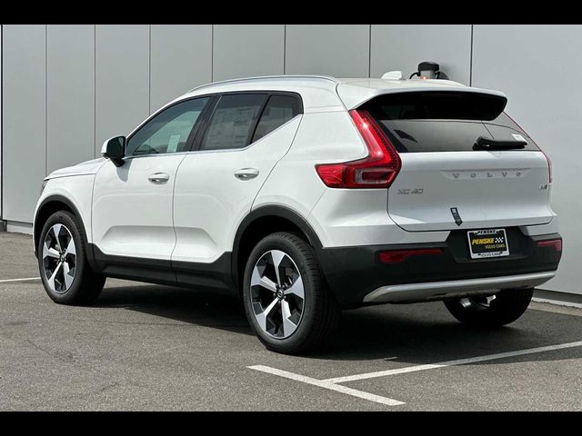 2025 Volvo XC40 Plus Bright Theme