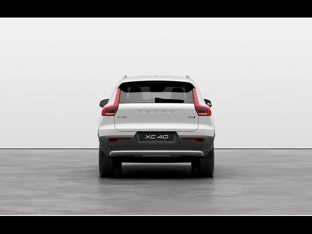 2025 Volvo XC40 Plus Bright Theme