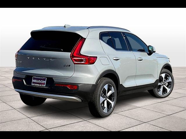 2025 Volvo XC40 Plus Bright Theme