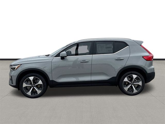 2025 Volvo XC40 Plus Bright Theme