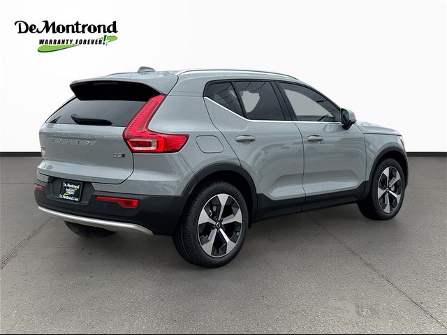 2025 Volvo XC40 Plus Bright Theme