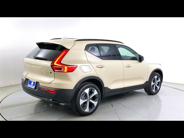 2025 Volvo XC40 Plus Dark Theme