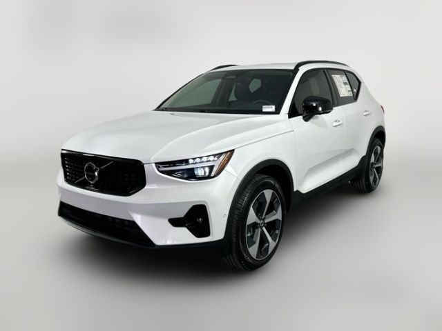 2025 Volvo XC40 Plus Dark Theme