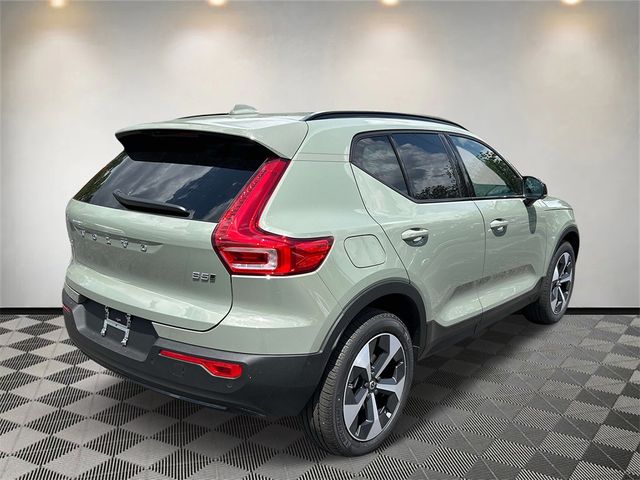 2025 Volvo XC40 Plus Dark Theme