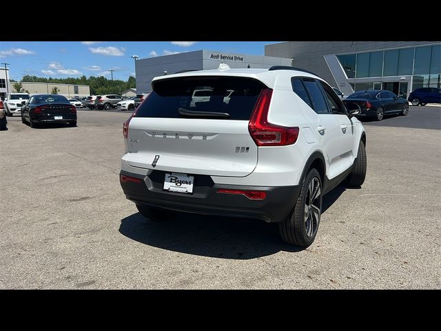 2025 Volvo XC40 Plus Dark Theme