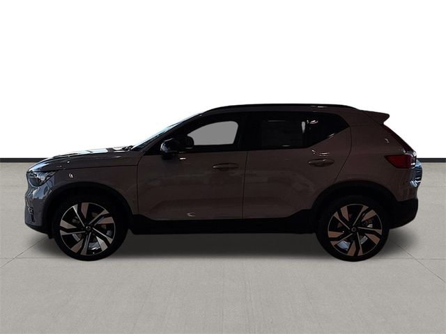 2025 Volvo XC40 Plus Dark Theme