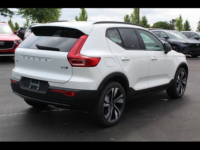 2025 Volvo XC40 Plus Dark Theme