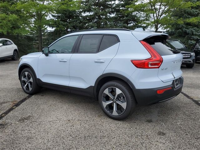 2025 Volvo XC40 Plus Dark Theme