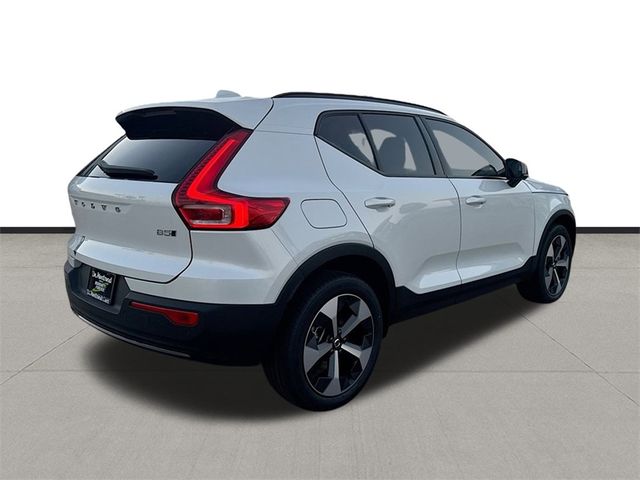 2025 Volvo XC40 Plus Dark Theme