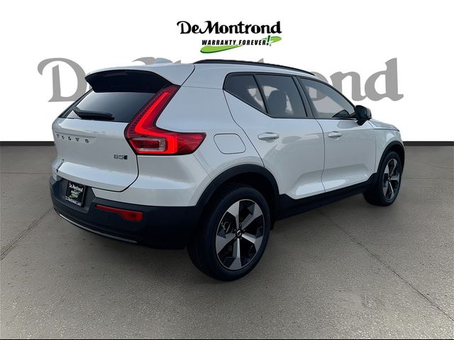 2025 Volvo XC40 Plus Dark Theme