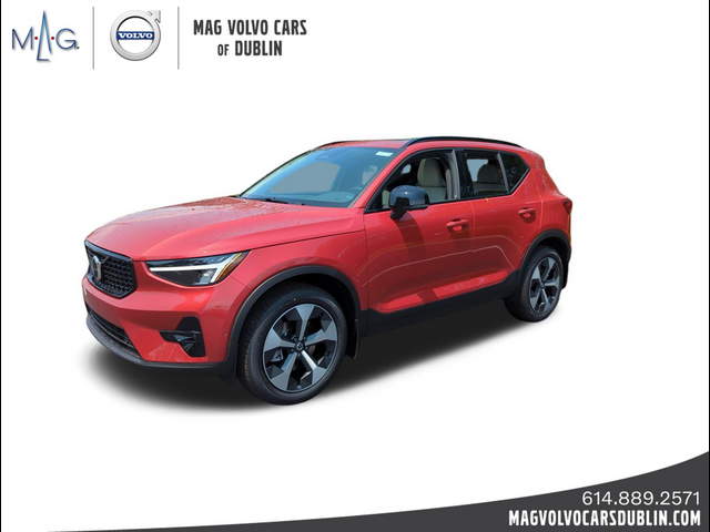 2025 Volvo XC40 Plus Dark Theme