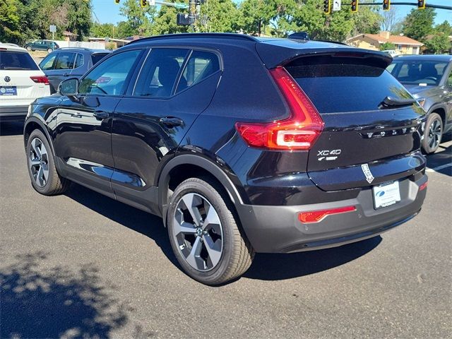 2025 Volvo XC40 Plus Dark Theme