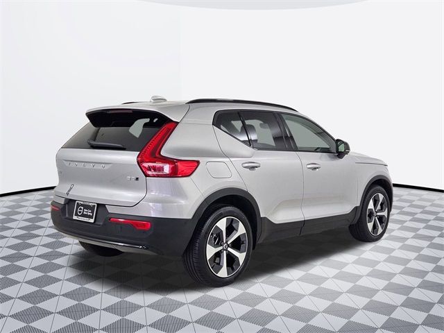 2025 Volvo XC40 Plus Dark Theme