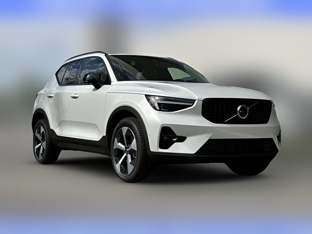 2025 Volvo XC40 Plus Dark Theme