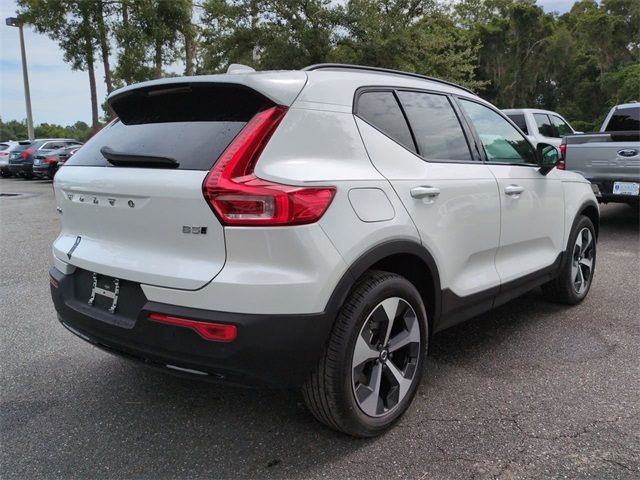 2025 Volvo XC40 Plus Dark Theme