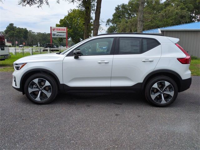 2025 Volvo XC40 Plus Dark Theme