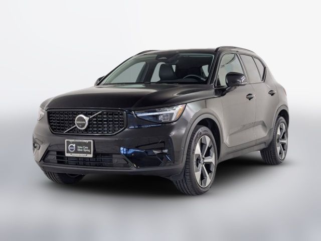 2025 Volvo XC40 Plus Dark Theme