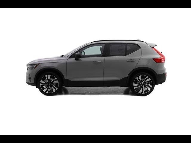 2025 Volvo XC40 Plus Dark Theme