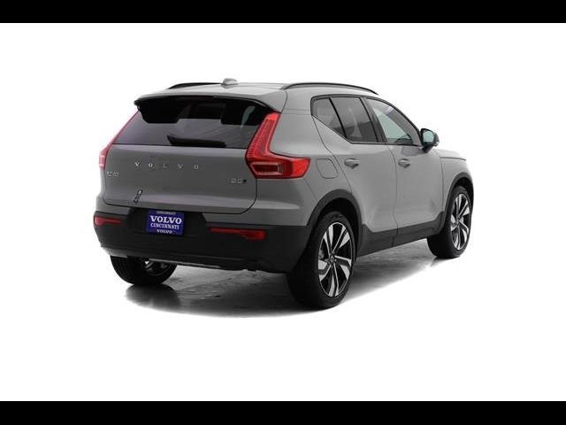 2025 Volvo XC40 Plus Dark Theme