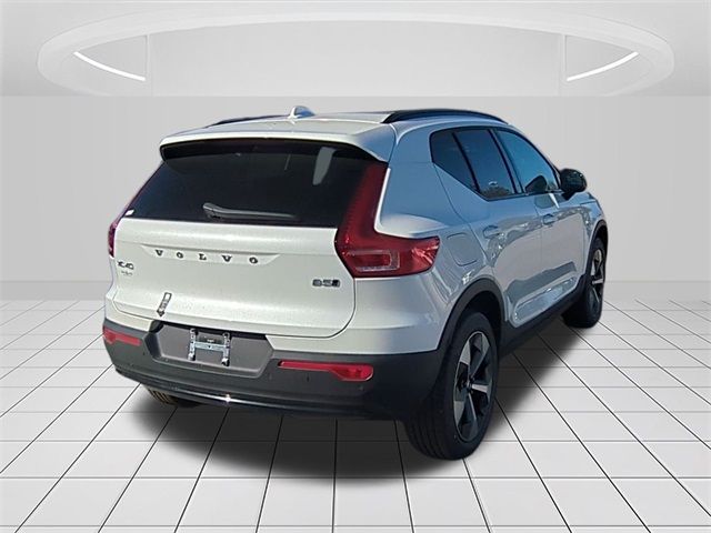 2025 Volvo XC40 Plus Dark Theme