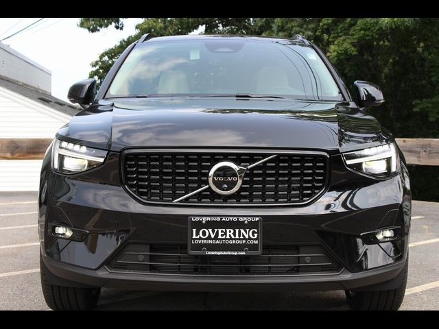 2025 Volvo XC40 Plus Dark Theme