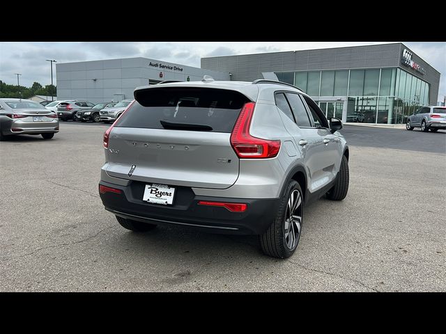 2025 Volvo XC40 Plus Dark Theme