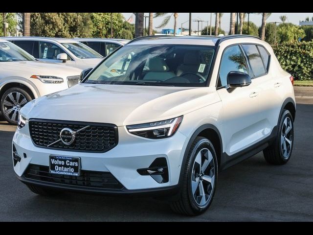 2025 Volvo XC40 Plus Dark Theme