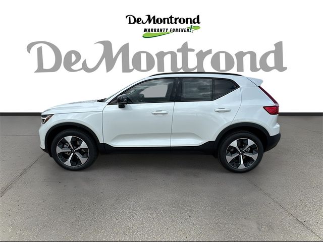 2025 Volvo XC40 Plus Dark Theme