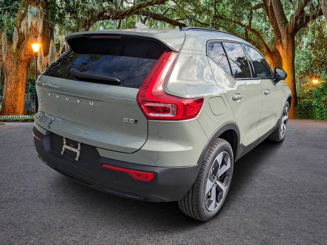 2025 Volvo XC40 Plus Dark Theme