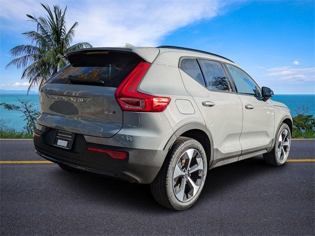 2025 Volvo XC40 Plus Dark Theme